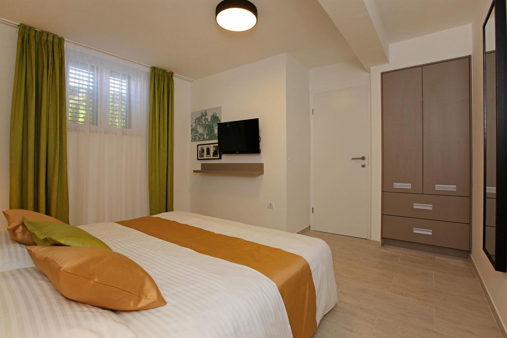 Holiday Homes Oliva بول الغرفة الصورة