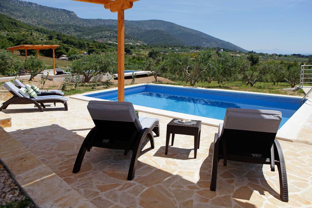 Holiday Homes Oliva بول الغرفة الصورة